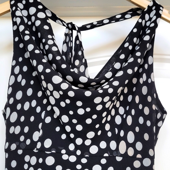 Dress - Picture 4 of 4